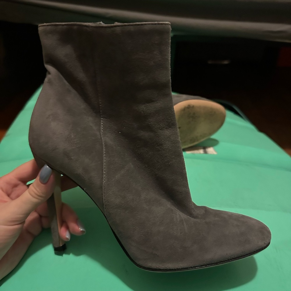Elegant Gray Women's Ankle Boots